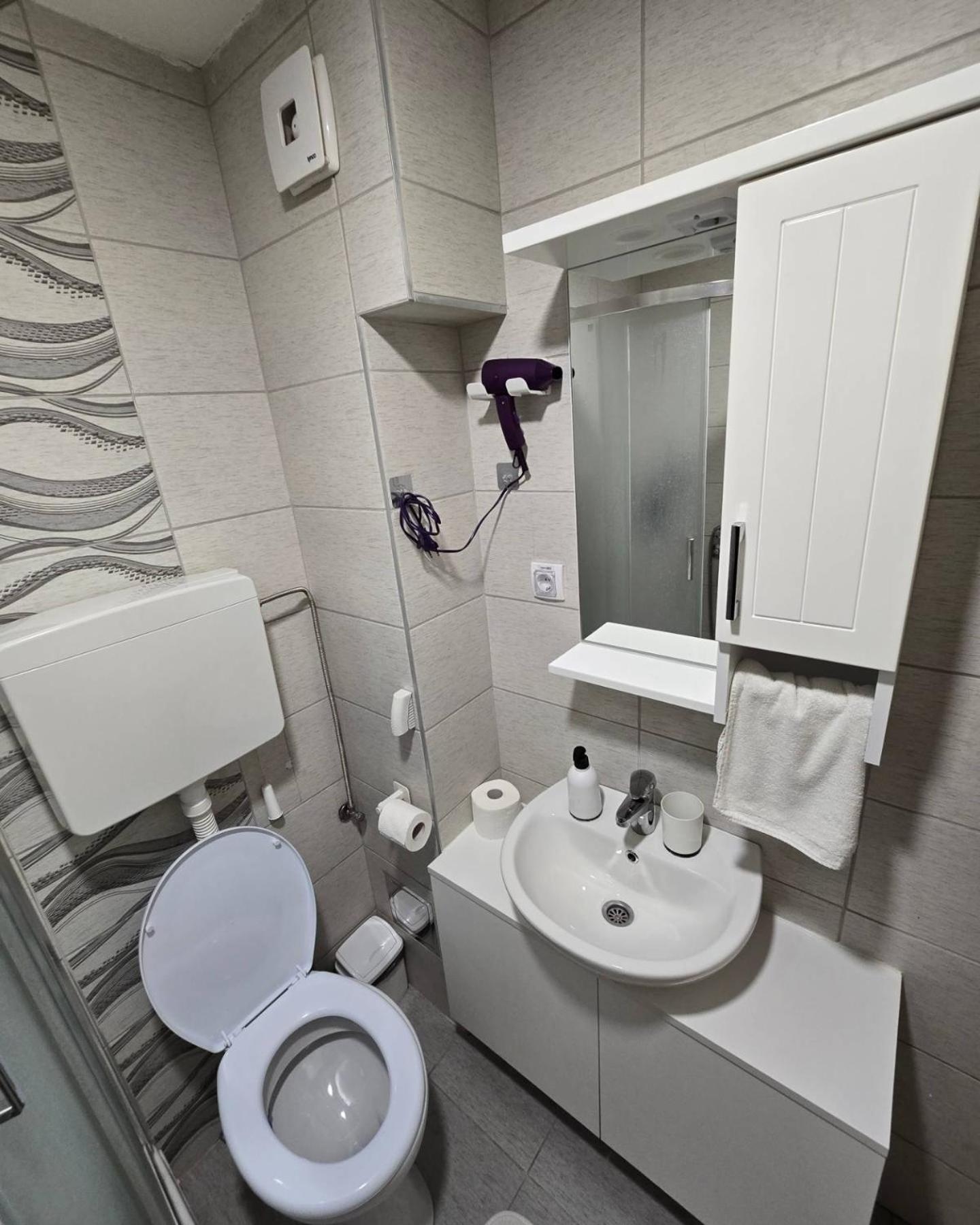 Apartman Muzika ヤゴディナ エクステリア 写真