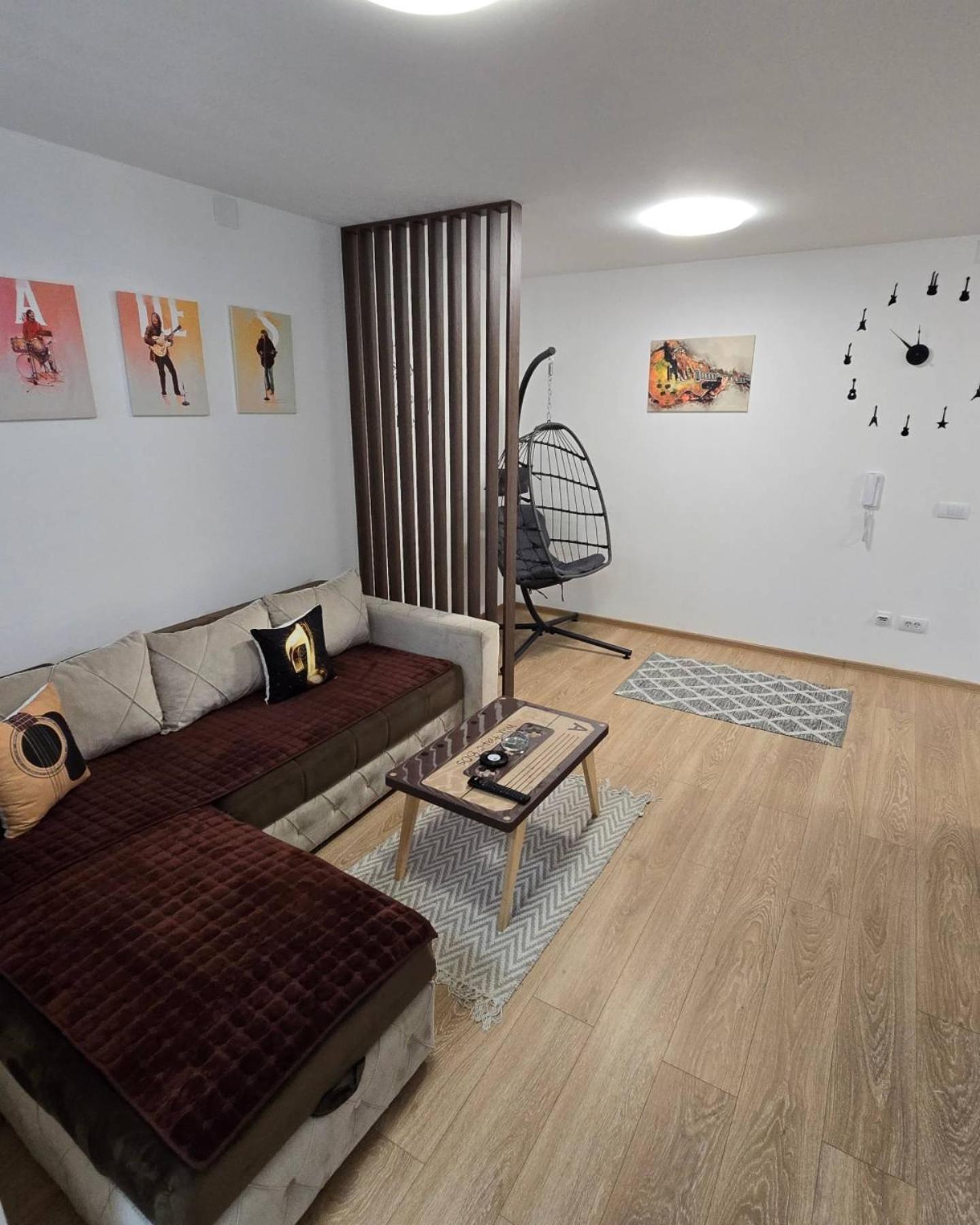 Apartman Muzika ヤゴディナ エクステリア 写真